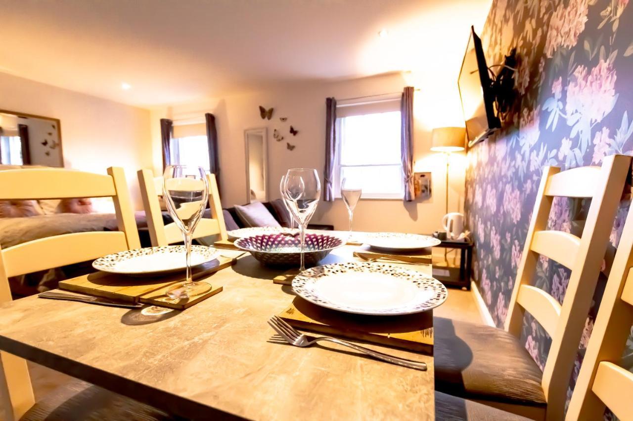 Apartment Domus House In Centre With Free Parking By Rework *